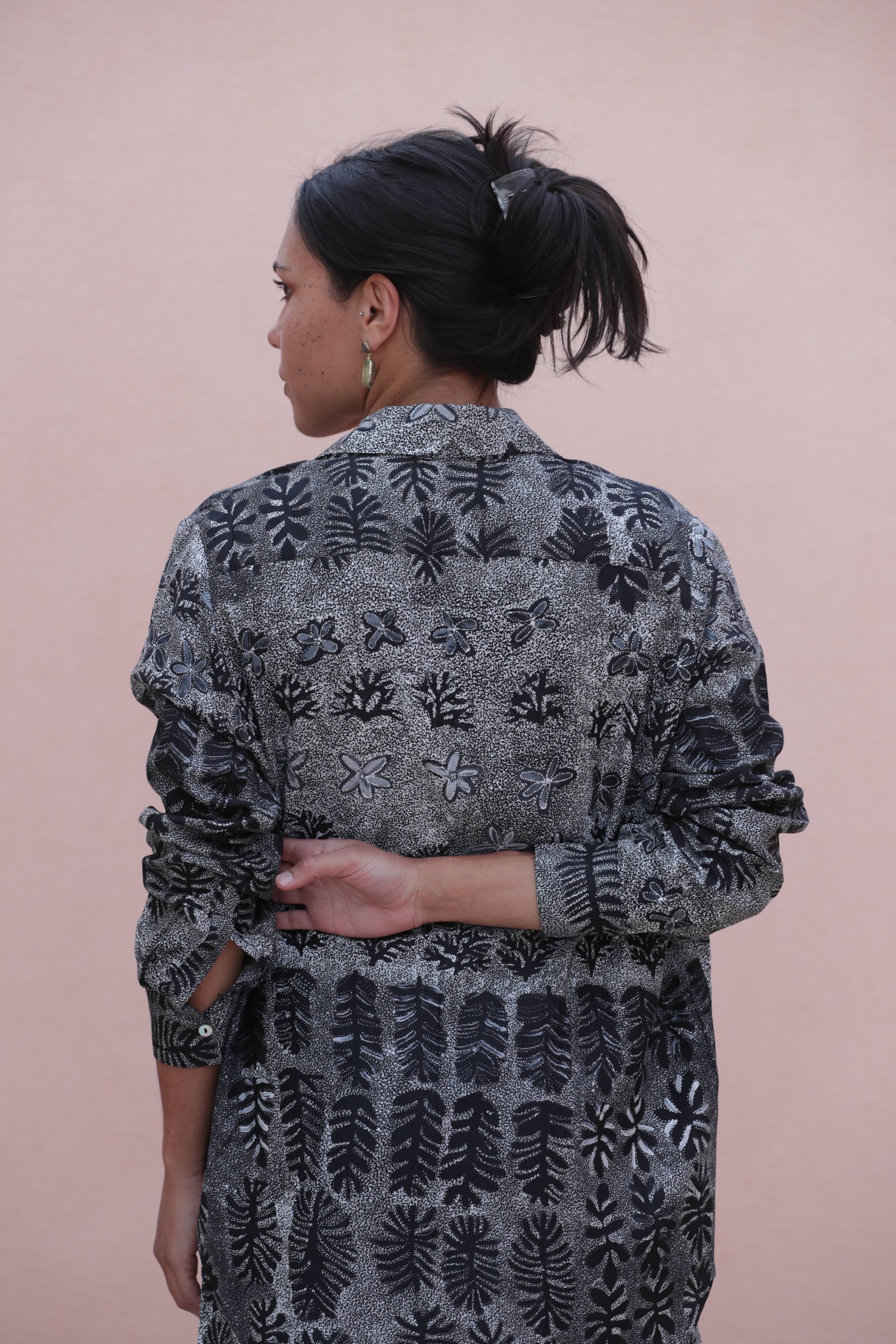 Arreth Women’s Shirt